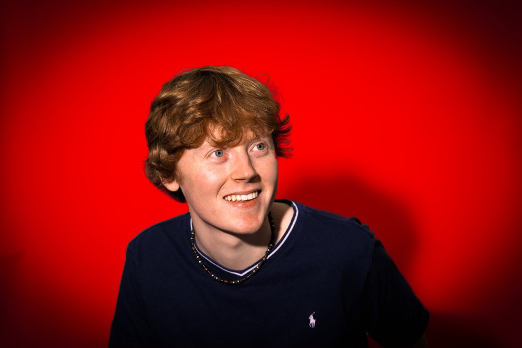 SINGLE REVIEW: Alfie Erskine – Petty Girl