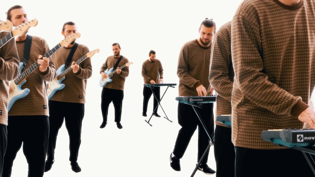 SINGLE REVIEW: Zak Taylor feat. KIsaac – Asphyxiate