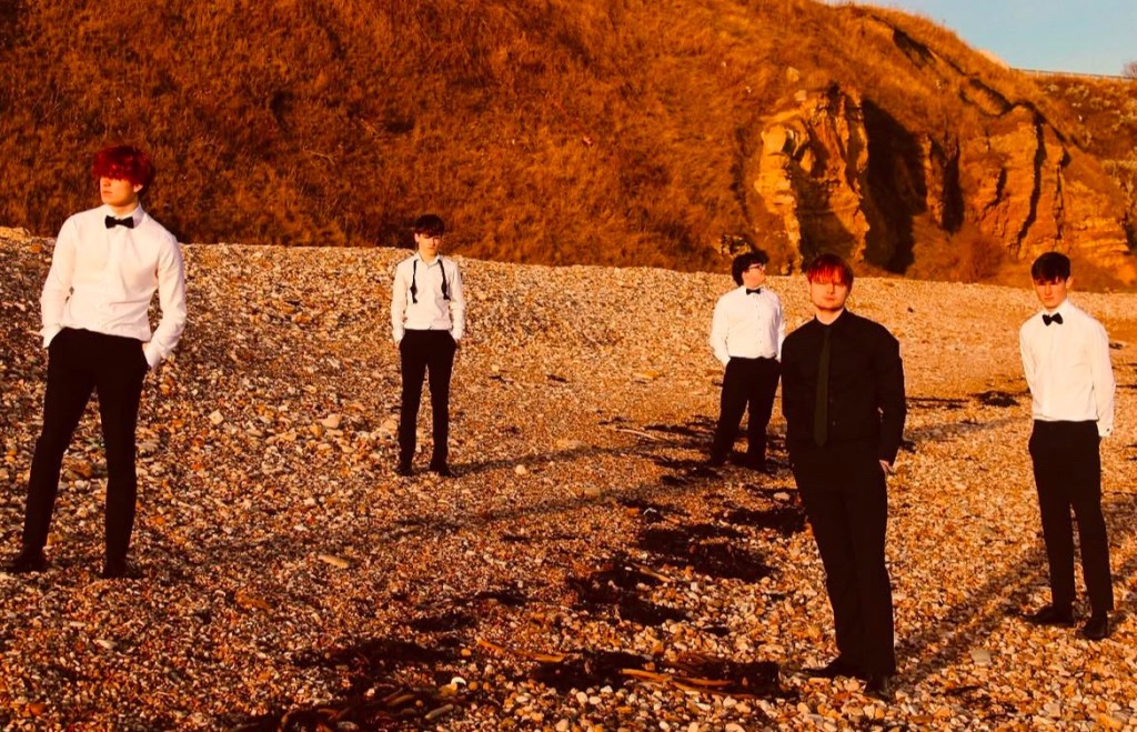 SINGLE REVIEW: Swindled – Cosmic Immigrants