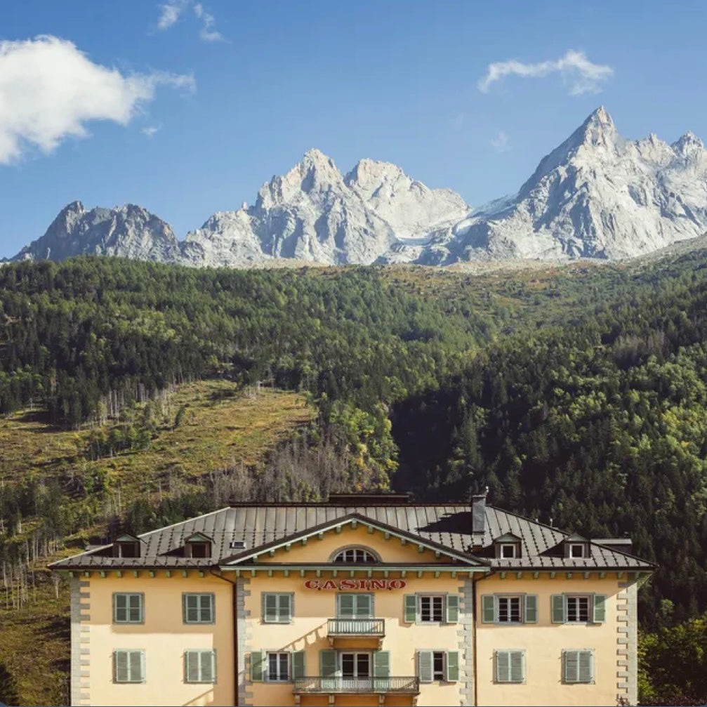 EP REVIEW: Sleep Outside – Buy In / Cash&nbsp;Out