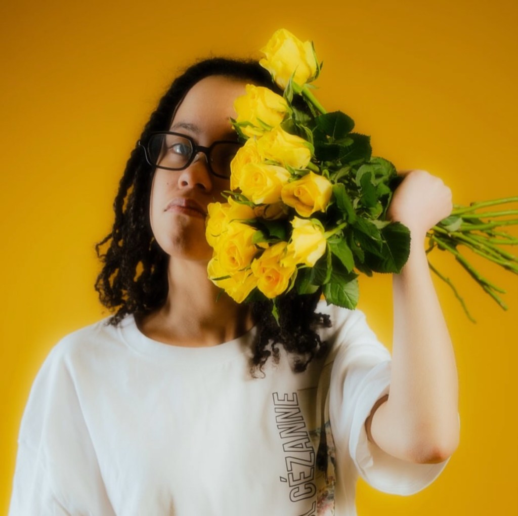 SINGLE REVIEW: Maia Rowan – Big Yellow House