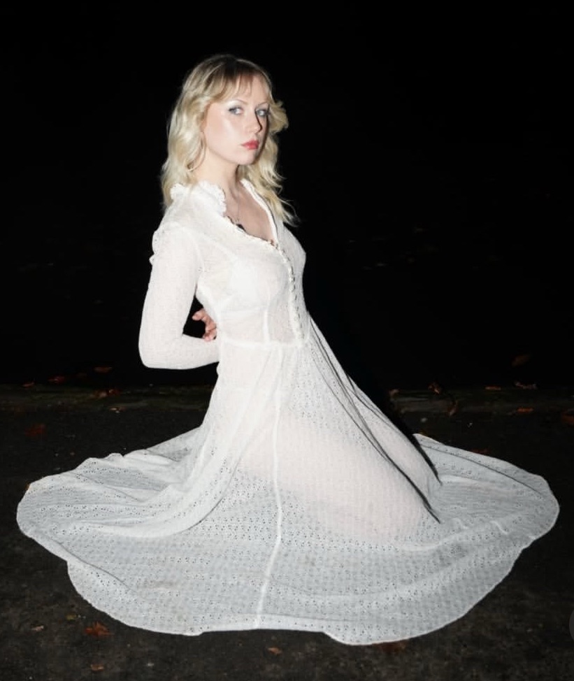 SINGLE REVIEW: Blue Jean – Final Hour